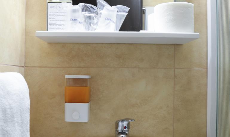 Double room with king size bed