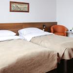 Dvokrevetna soba sa razdvojenim ležajevima